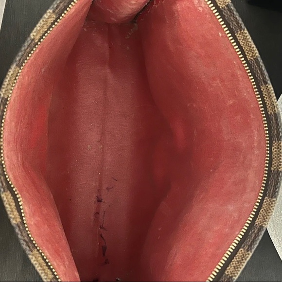 SOLD ❣️ LOUIS VUITTON Damier Ebene Poche Toilette 26 Pouch LV Authentic - Picture 11 of 12